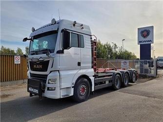 MAN TGX 35.500 8x4 Krokbil m/brøytefeste + salt