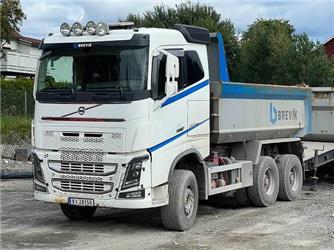 Volvo F16