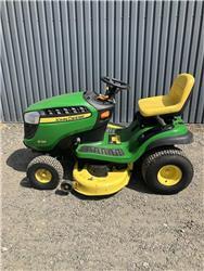 John Deere X126