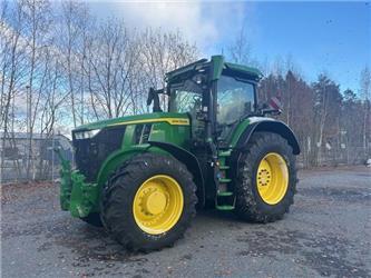 John Deere 7R 330