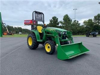 John Deere 3032E