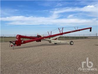 Buhler FARM KING 1370