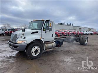International 4300 SBA
