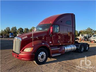 Kenworth T700