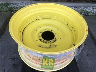 John Deere 18X38