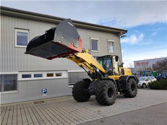 New Holland W 170 D