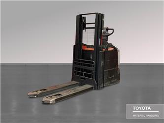 Toyota SPE200D