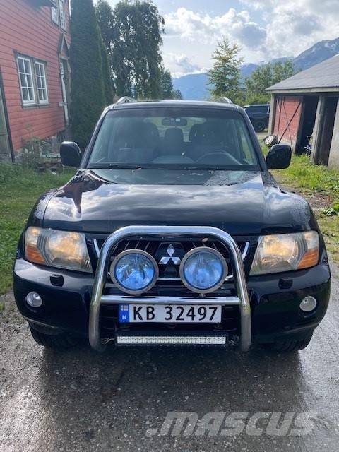 Mitsubishi pajero Personbiler