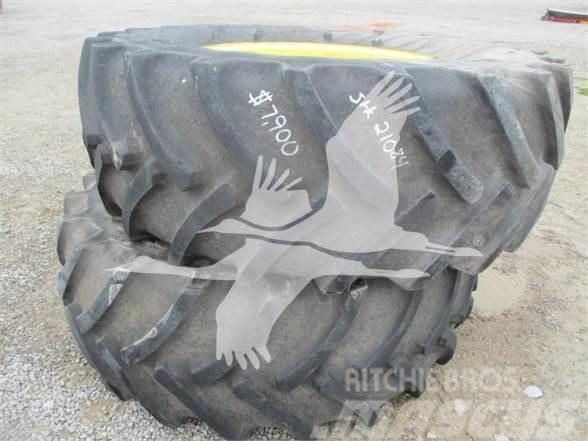 Continental 650/65R38 FLOATER TIRES Annet