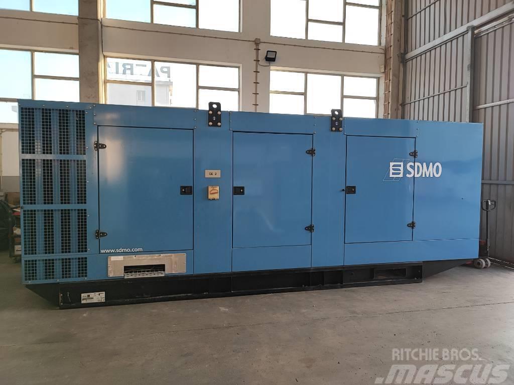 Sdmo X1100C MTU 1100 kVA Diesel Generatorer
