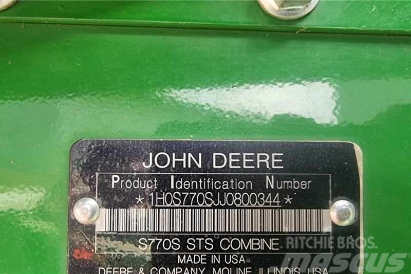 John Deere S770 Andre lastebiler