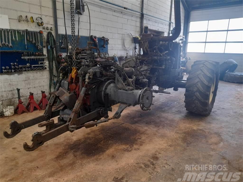 New Holland 8360 Traktorer