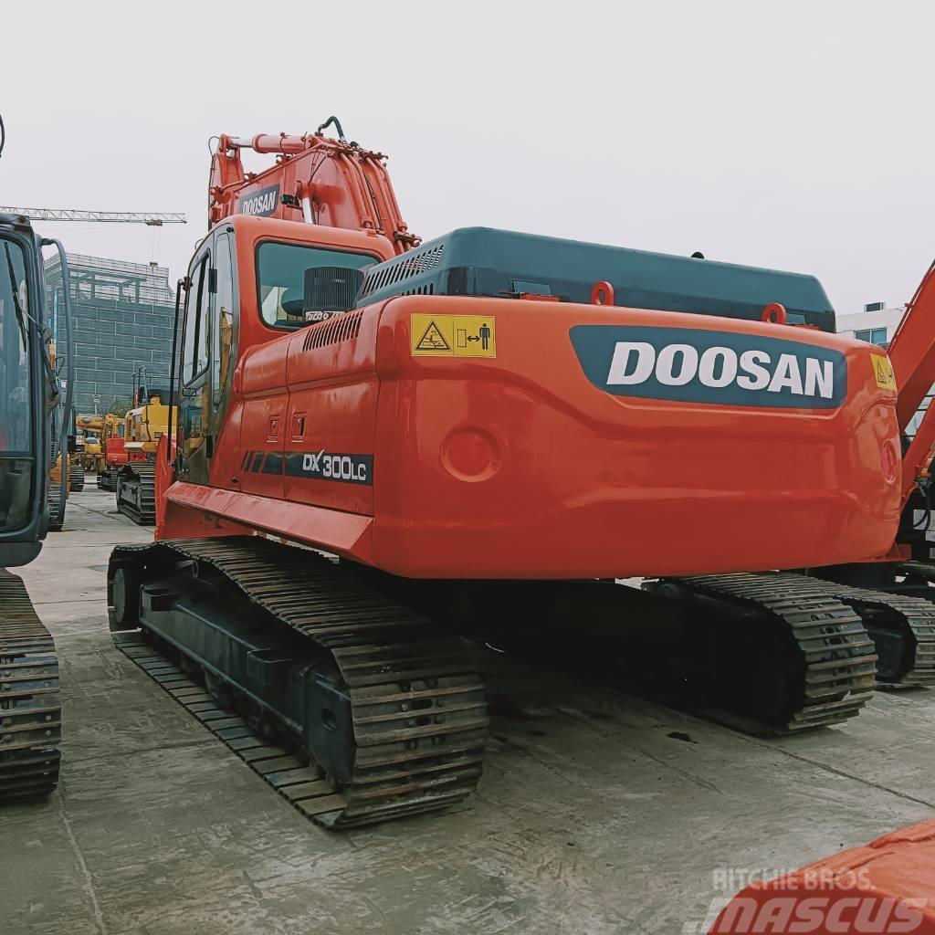 Doosan DX 300 LC Beltegraver