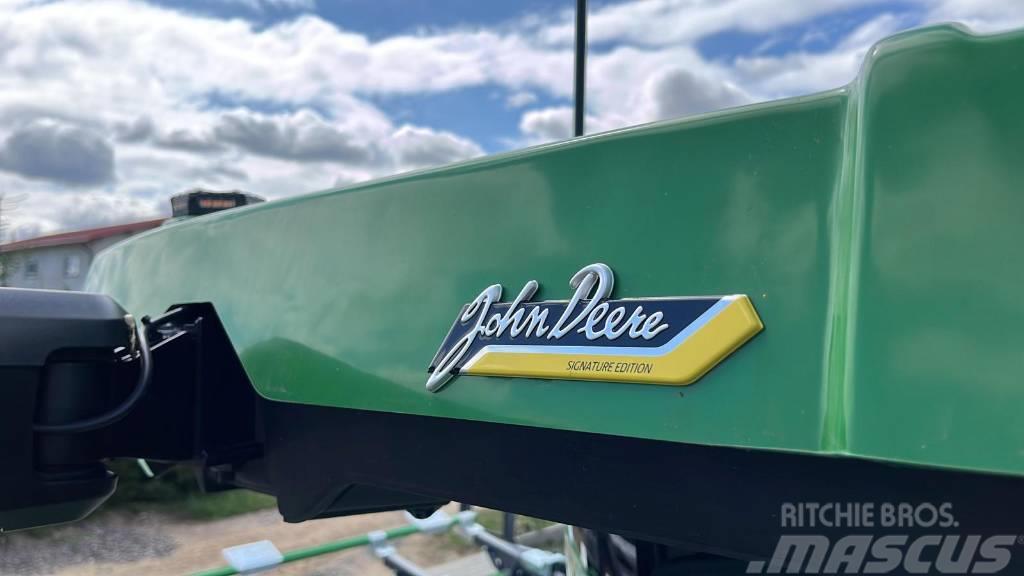 John Deere X9 1100 Skurtreskere
