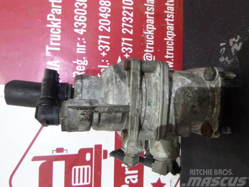 Mercedes-Benz TGX Brake valve 4613192720 Bremser