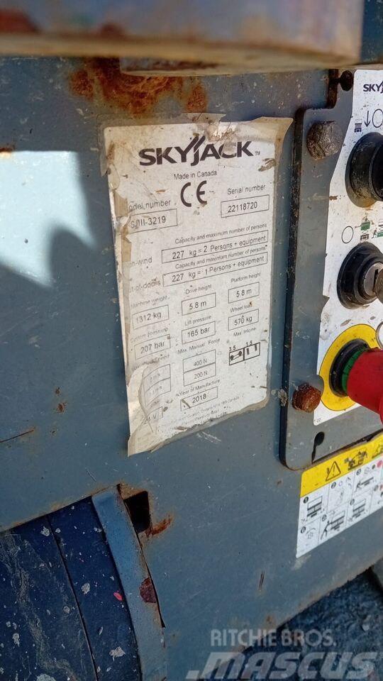 SkyJack SJ 3219 Sakselifter