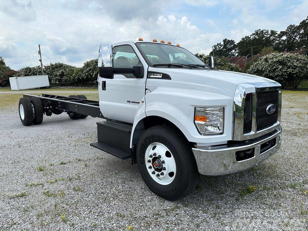 Ford F 750 Chassis