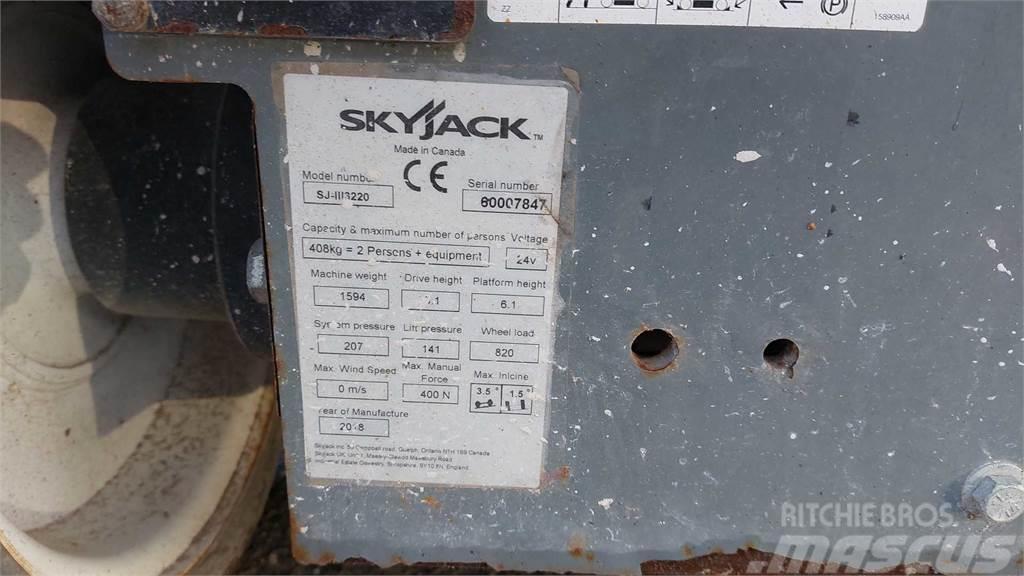 SkyJack SJIII3220 Sakselifter