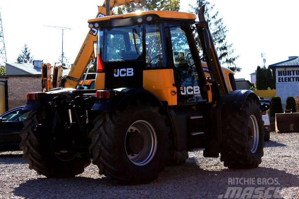 JCB FASTRAC 3230 XTRA Traktorer