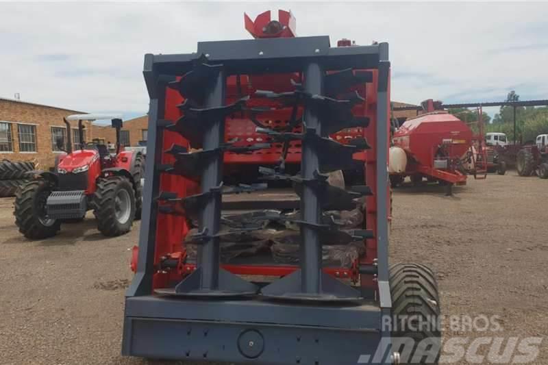  Other New Fimaks 5 ton manure spreaders Andre lastebiler