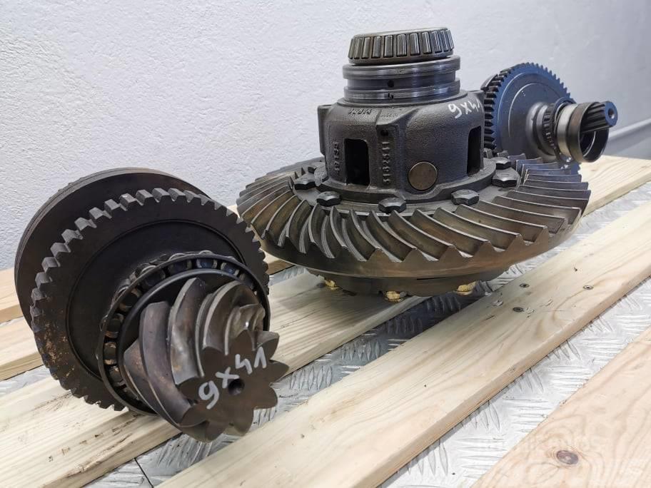 New Holland T7.220 {9X41 rear differential Girkasse