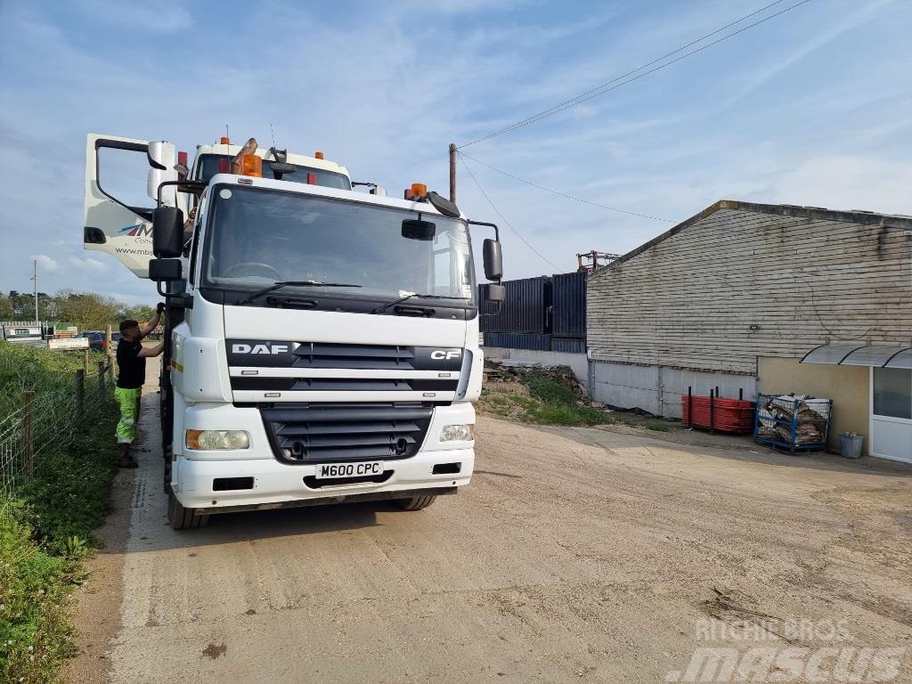 DAF CF85.380 plant lorry with crane Kranbil