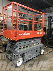 SkyJack SJIII3219 Sakselifter