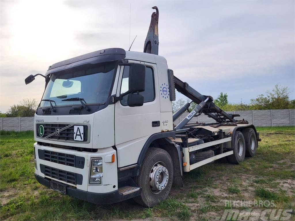Volvo FM13 440 64R 6X4 Chassis