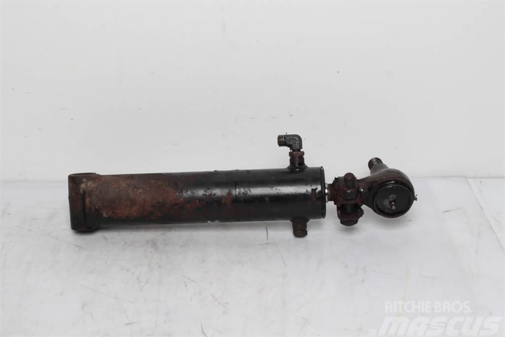 New Holland TG285 Front axle steering cylinder Girkasse