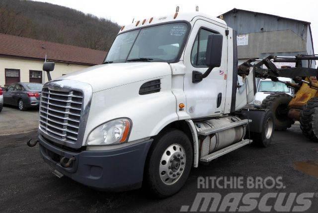 Freightliner Cascadia 113 Chassis
