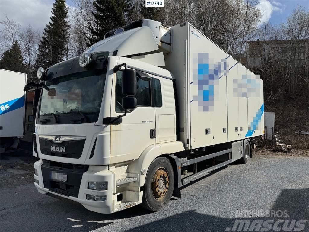 MAN TGM 18.340 4x2 box truck w/ Factory new engine. Fu Skapbiler
