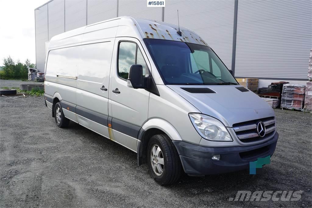 Mercedes-Benz Sprinter 313 CDI van with approx. 18 m3 room (only Varebiler