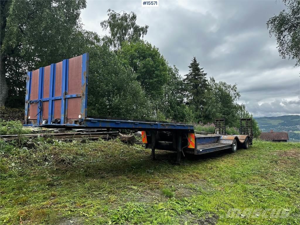 Närko 2 axle Well trailer w/ hydraulic driving bridges. Andre hengere