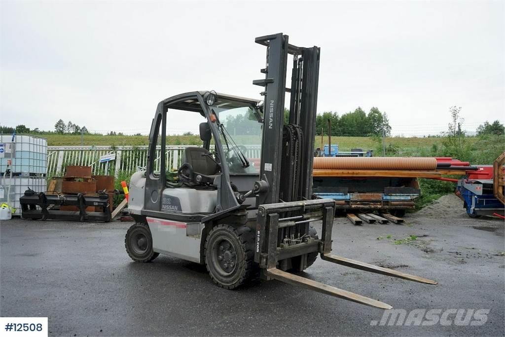 Nissan 32 forklift Gaffeltrucker - Annet