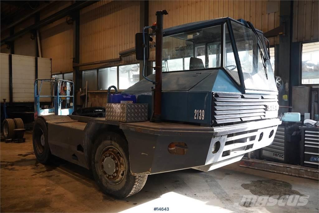 Sisu 2139 4x4 Terminal truck. Watch video! Gaffeltrucker - Annet