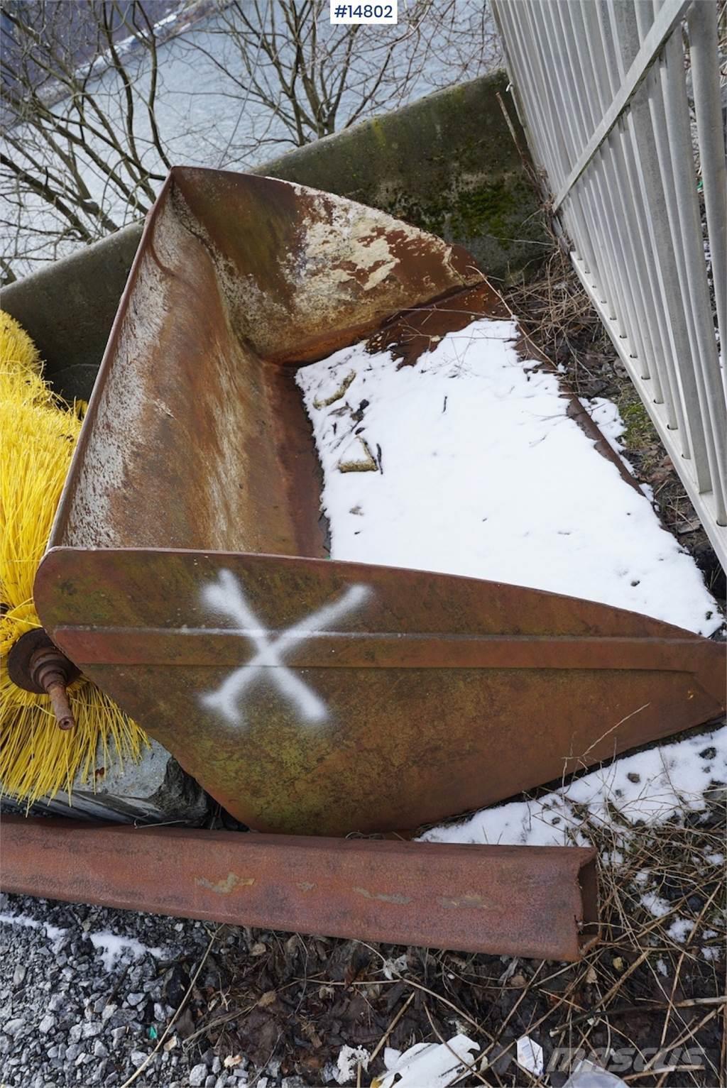  Skuffe fra JCB hjullaster Andre komponenter