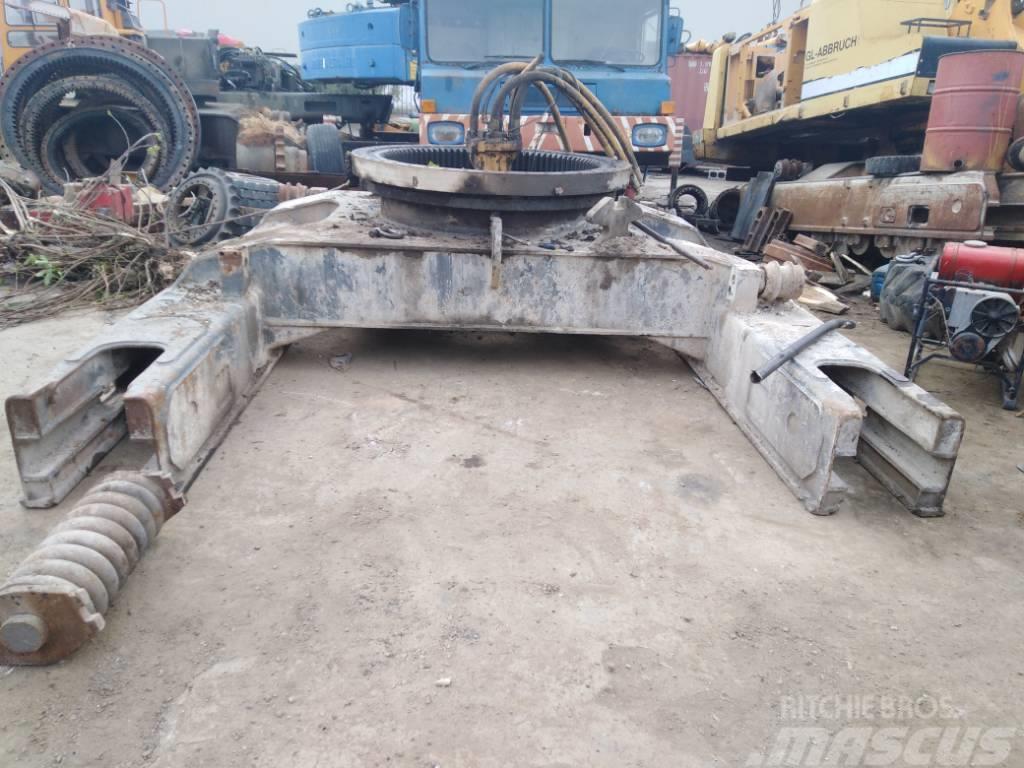  chassis~noun Liebherr 954 LITRONIC Chassis og understell
