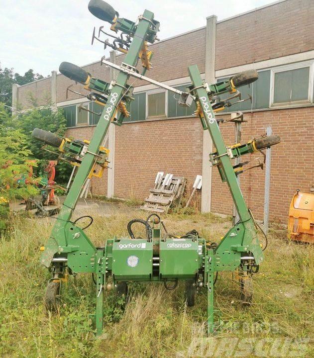  SONSTIGE Robocrop Maishacke 8 Reihen - mit Kamera Øvrige landbruksmaskiner