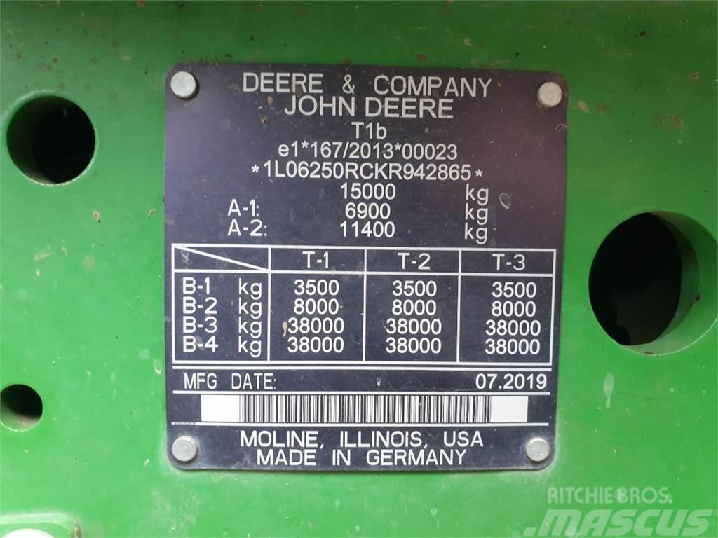 John Deere 6250R Traktorer