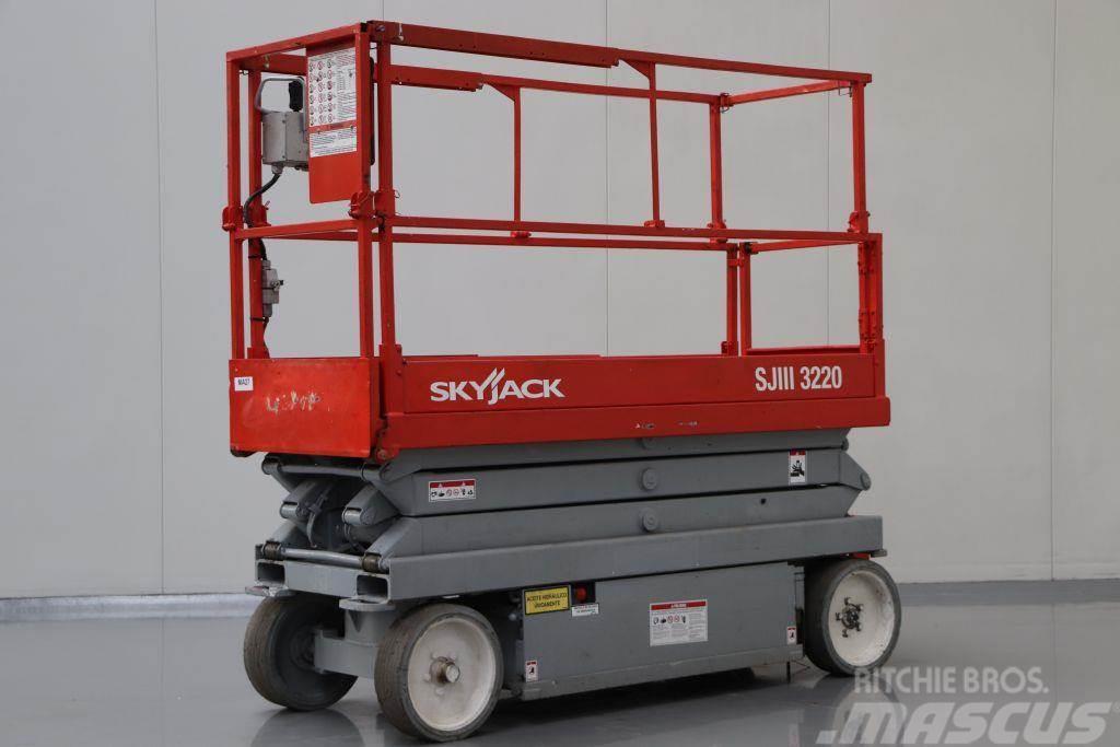 SkyJack SJIII-3220M Sakselifter