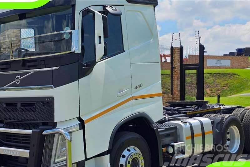 Volvo Madness Special 6: 2021 Volvo FH440 Low Roof Andre lastebiler