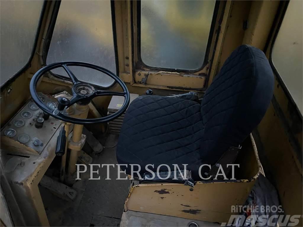 CAT 815 Hjullaster til komprimering