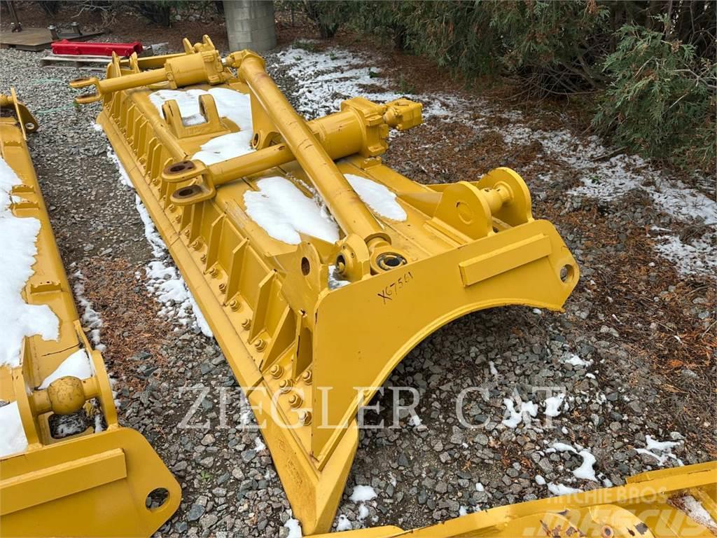 CAT D8T TRACK TYPE TRACTOR ANGLE BLADE Kniver