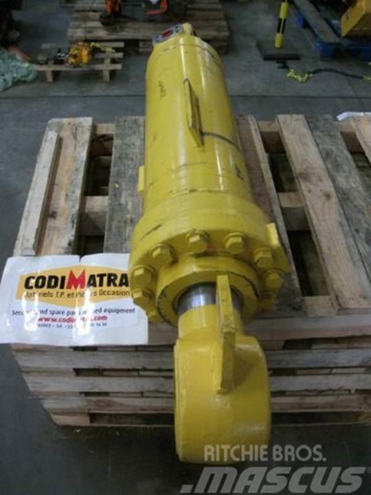 Komatsu WA500 Hydraulikk
