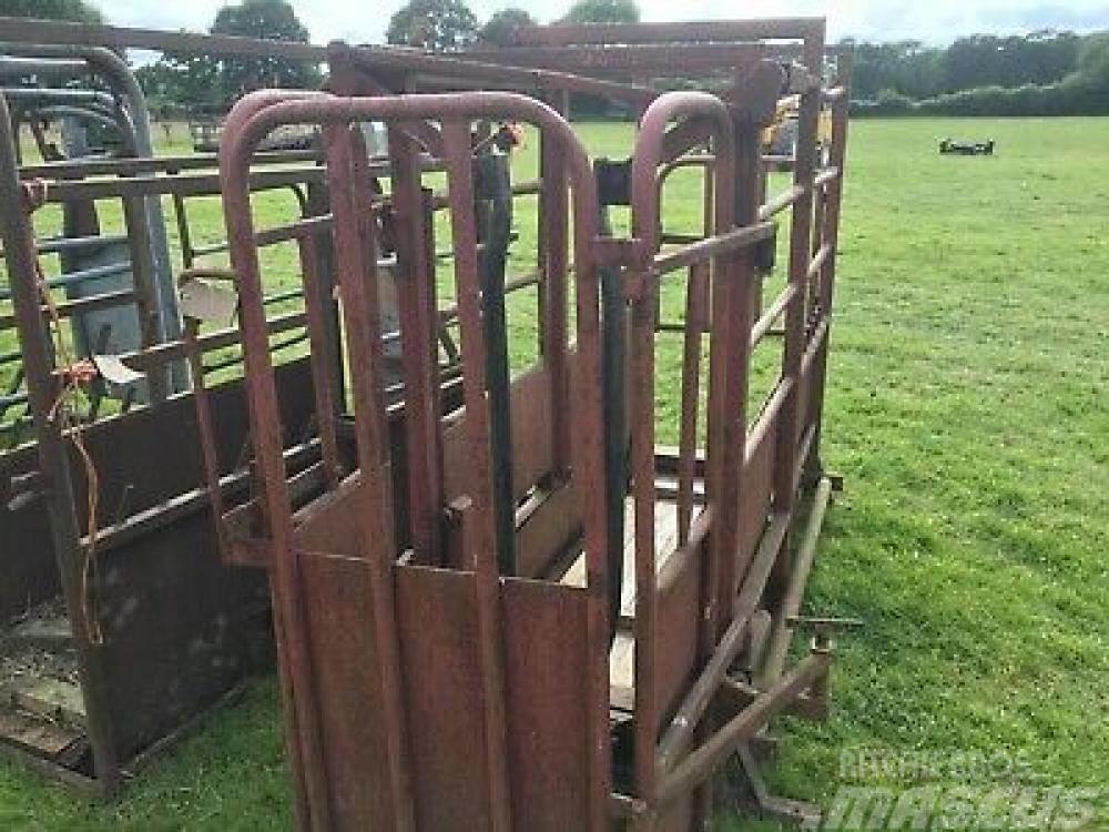  Cattle Crush £390 Andre komponenter