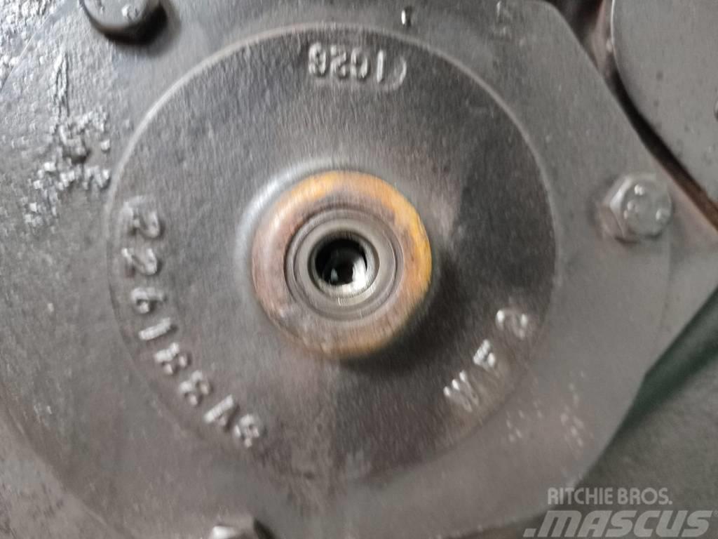 New Holland Gearbox 84141370 New Holland T8.360 Girkasse