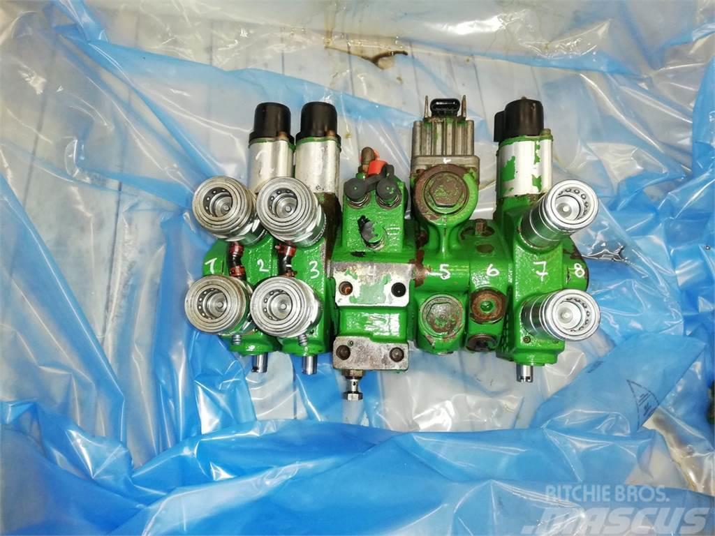 John Deere 6920 Remote control valve Hydraulics