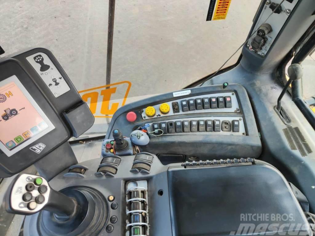 JCB Fastrac 8250 Traktorer