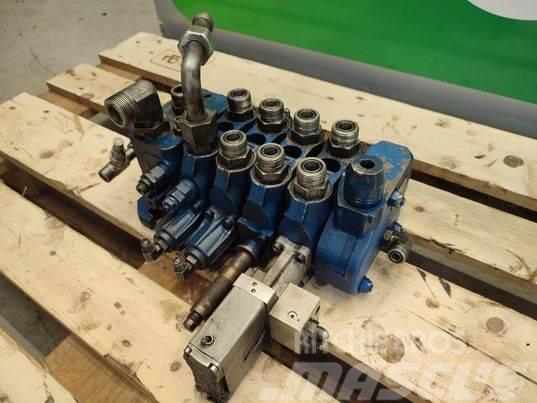 New Holland LM 5090 (ASX01) hydraulic distributor Hydraulikk