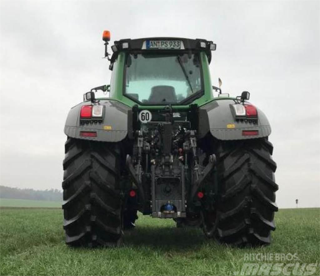 Fendt 933 Vario S4 Profi Plus Traktorer